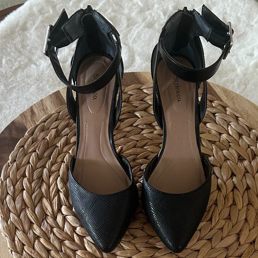 Style & Co Strappy Heel